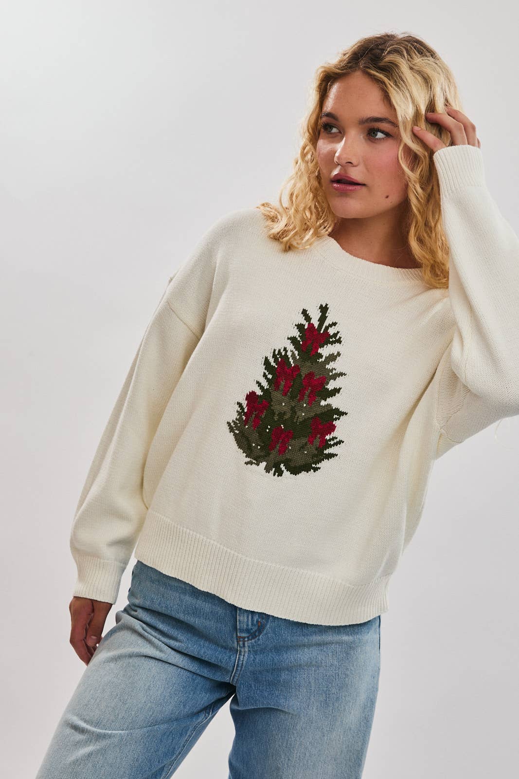 LONG SLEEVE CREW NECK CHRISTMAS TREE SWEATER: Black / L