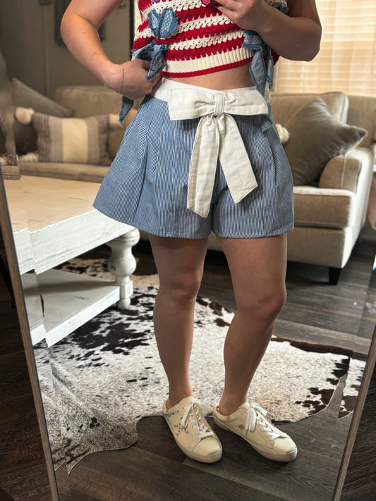 Daisy shorts