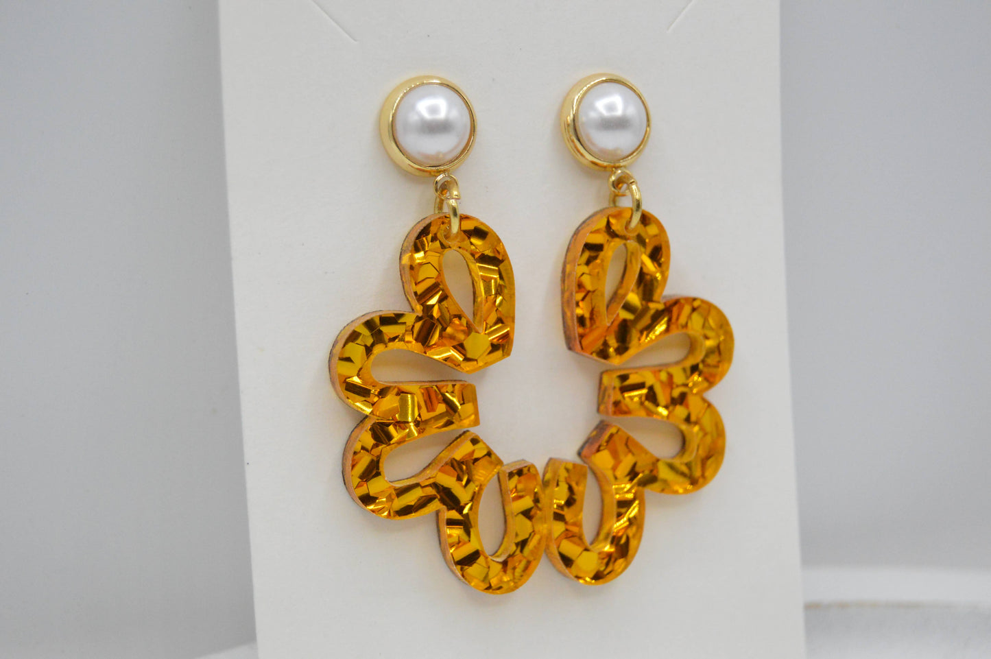 Elegant Acrylic Earrings, Classy, Pearl, Gold, Glitter