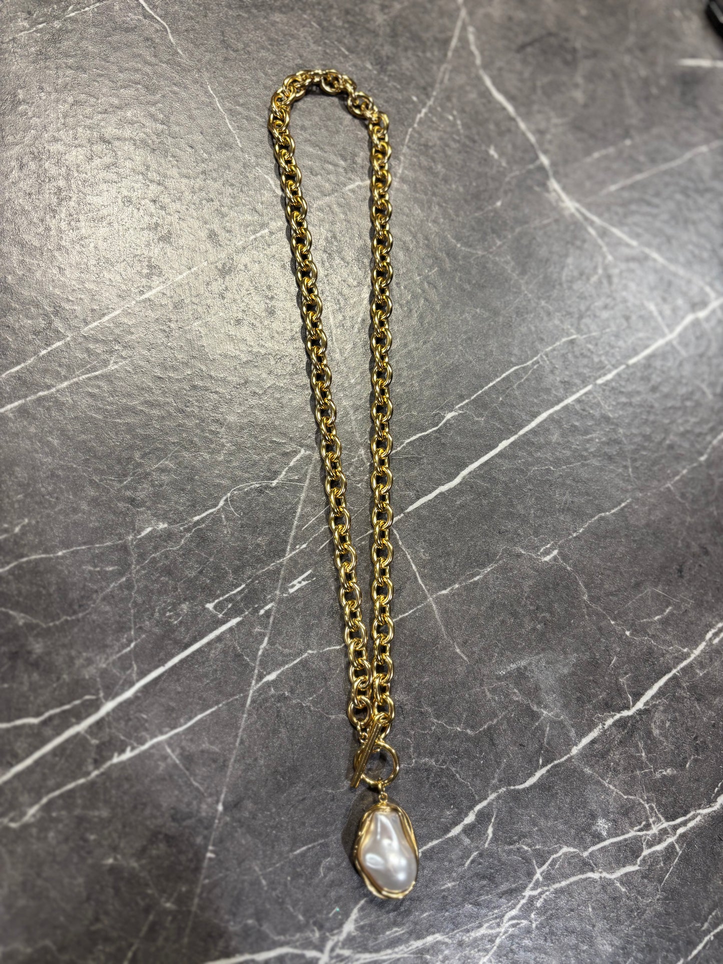 Pearl Chunky Necklace