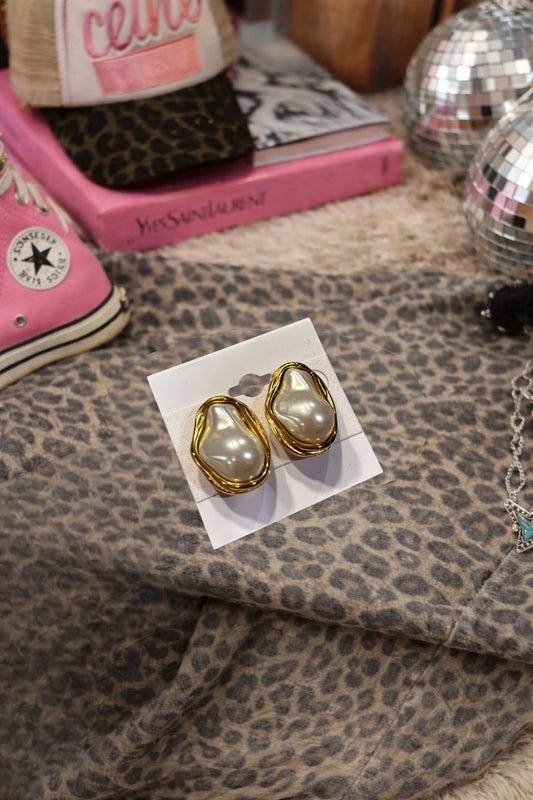 Pearl Chunky Earrings