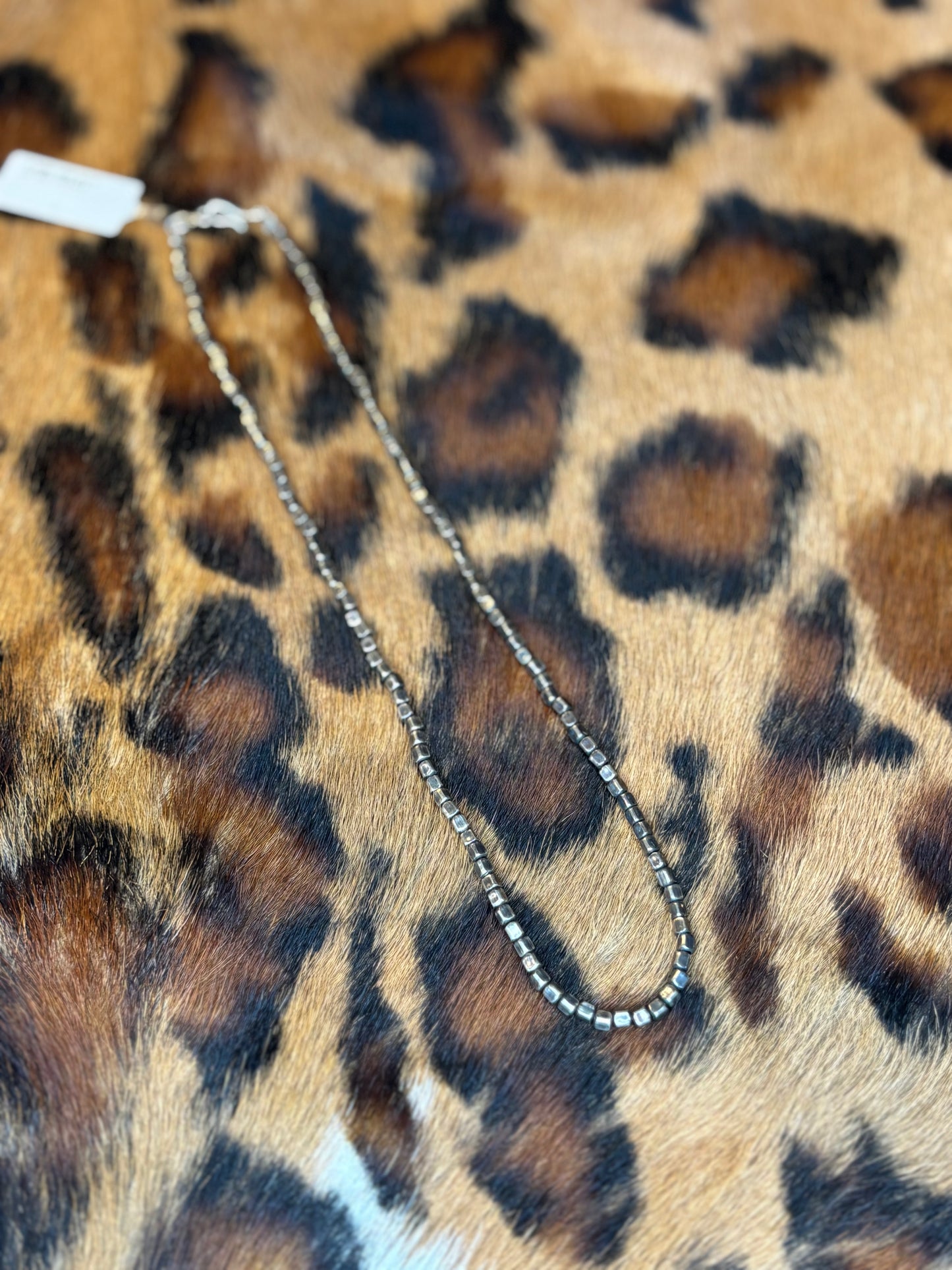 2.5mm Box Navajo Pearls